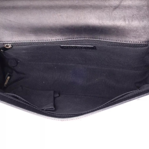 CHANEL BOY RARE Color Chain Patent Quilted Shoulder Bag Medium - Picture 10 of 14